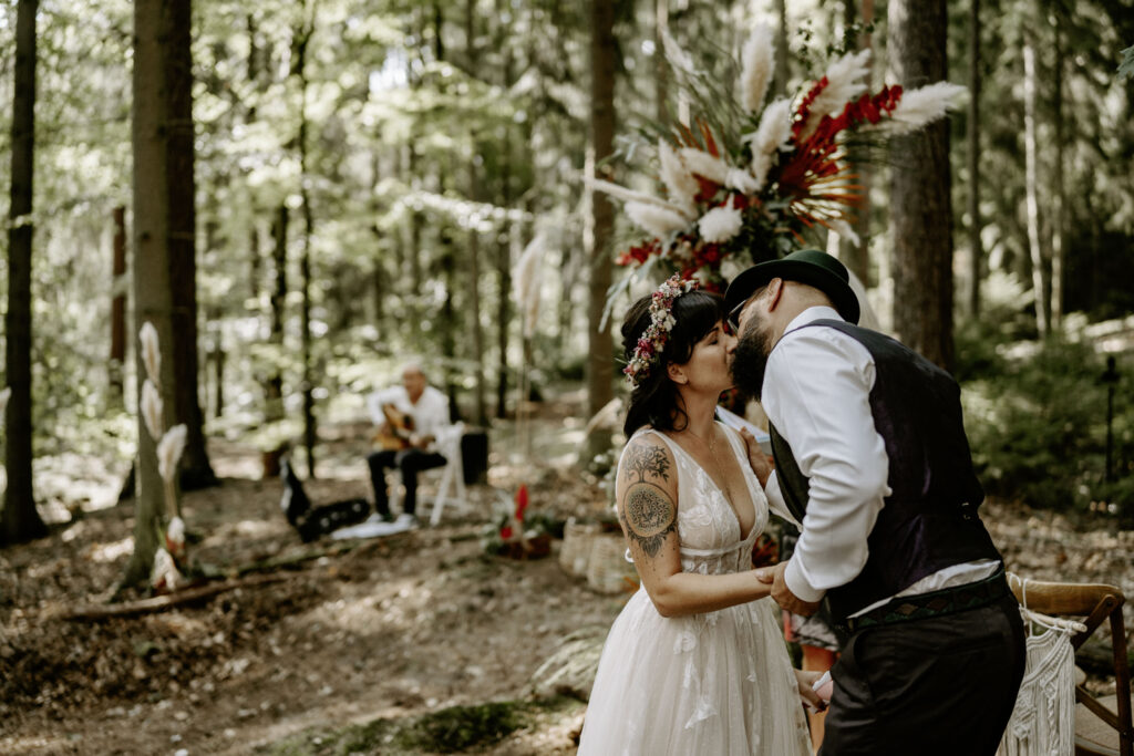 Hochzeit Rittergut Positz – Hochzeitsfotografin Halle Saale Leipzig Mannheim Heidelberg - Wedding photographer Mallorca - boho vintage industrial - Auslandshochzeit