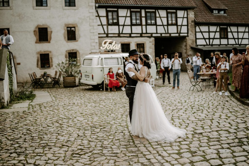 Hochzeit Rittergut Positz – Hochzeitsfotografin Halle Saale Leipzig Mannheim Heidelberg - Freie Trauung - Auslandshochzeit