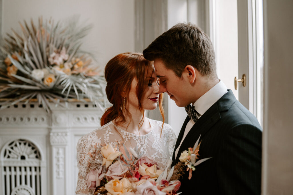 Schloss Teutschenthal Hochzeit Hochzeitsfotograf Braut Boho Hochzeit Hochzeitsfotografin Leipzig