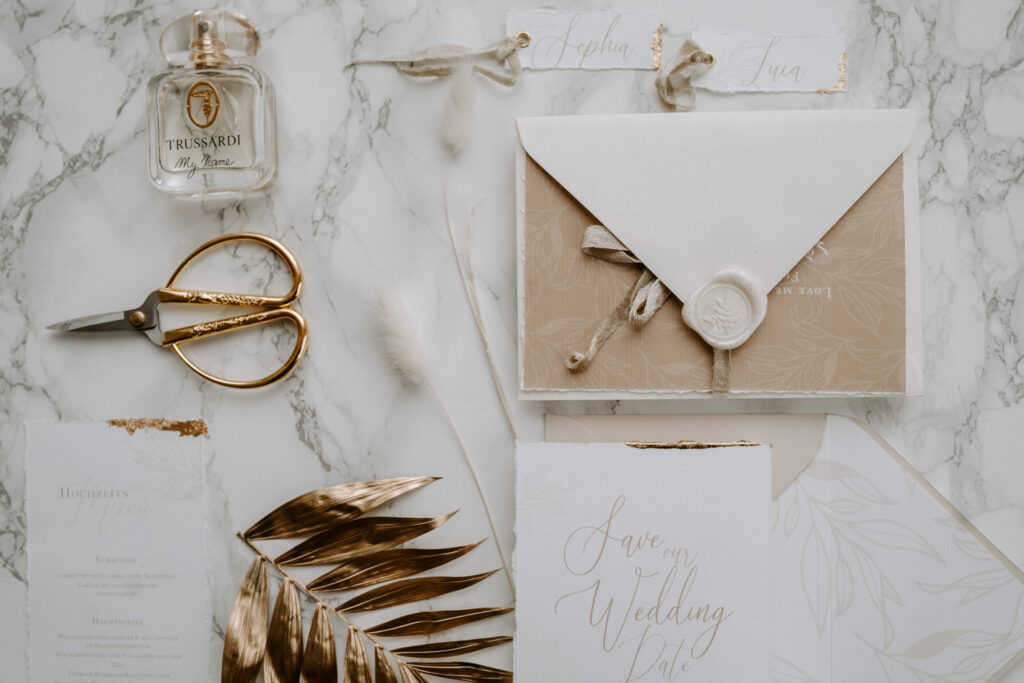 Papeterie Schloss Teutschenthal Hochzeit Hochzeitsfotograf Braut Boho Hochzeit Hochzeitsfotografin Leipzig