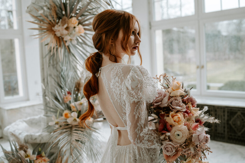 Schloss Teutschenthal Hochzeit Hochzeitsfotograf Braut Boho Hochzeit Hochzeitsfotografin Leipzig