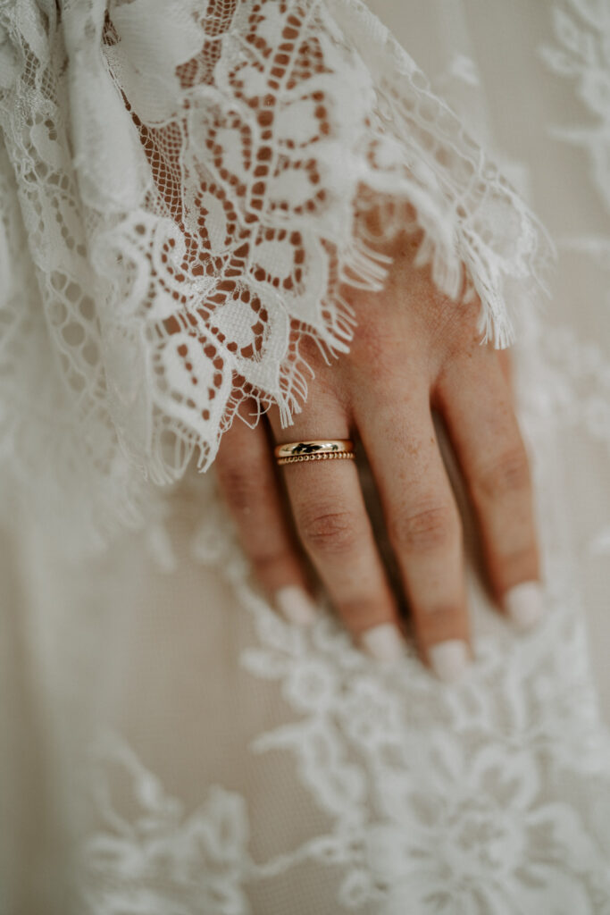 Schloss Teutschenthal Hochzeit Hochzeitsfotograf Braut Boho Hochzeit Hochzeitsfotografin Leipzig