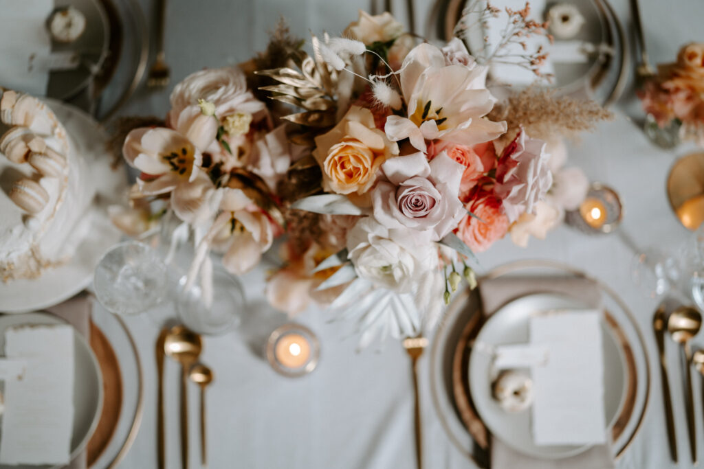 Schloss Teutschenthal Hochzeit Hochzeitsfotograf Braut Boho Hochzeit Hochzeitsfotografin Leipzig